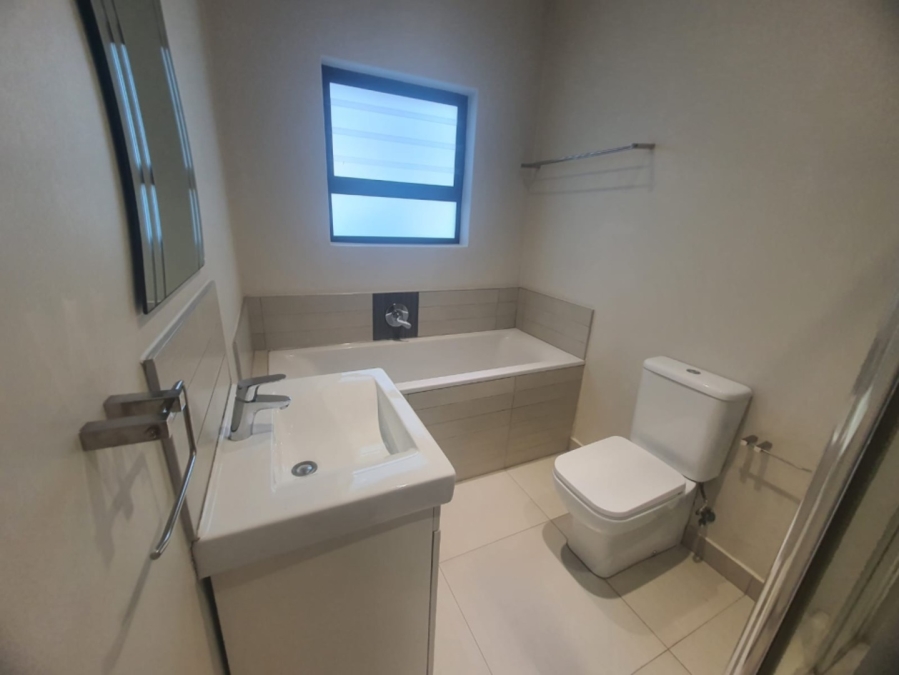 To Let 2 Bedroom Property for Rent in Winterstrand Eastern Cape